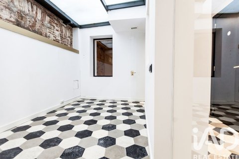 Купить коммерческую недвижимость в Барселона, Испания 204м², № 7436 - фото 19