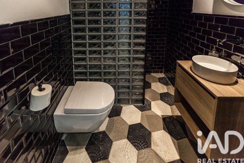 Купить коммерческую недвижимость в Барселона, Испания 204м², № 7436 - фото 15