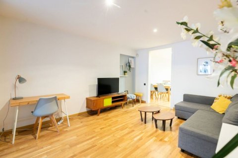 Apartamento de 1 dormitorio en venta en Barcelona, Cataluña, Spain № 7108 - foto 26
