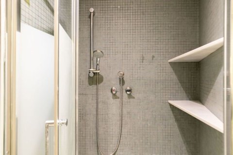 Apartamento de 1 dormitorio en venta en Barcelona, Cataluña, Spain № 7108 - foto 14