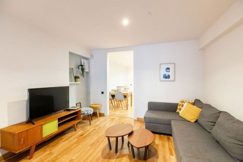 Apartamento de 1 dormitorio en venta en Barcelona, Cataluña, Spain № 7108 - foto 27