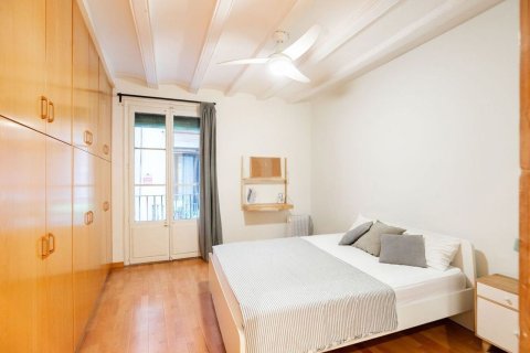 Apartamento de 1 dormitorio en venta en Barcelona, Cataluña, Spain № 7108 - foto 13