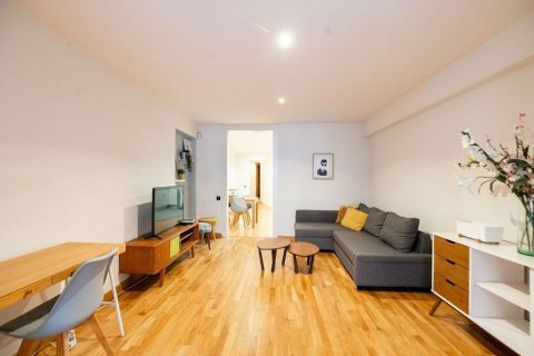 Apartamento de 1 dormitorio en venta en Barcelona, Cataluña, Spain № 7108 - foto 28