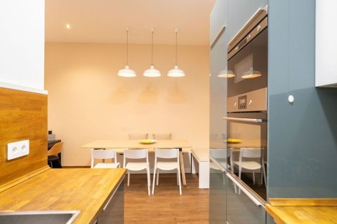 Apartamento de 2 dormitorios en venta en Barcelona, Cataluña, Spain № 7106 - foto 18