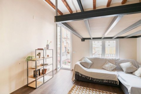 Apartamento de 2 dormitorios en venta en Barcelona, Cataluña, Spain № 7106 - foto 26