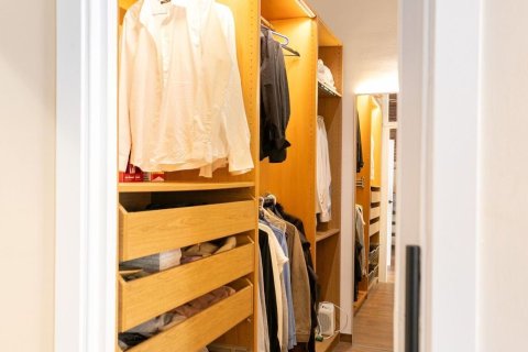 Apartamento de 2 dormitorios en venta en Barcelona, Cataluña, Spain № 7106 - foto 12