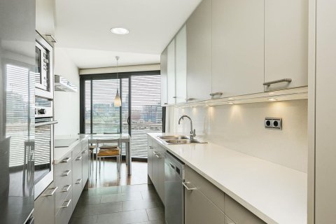 Apartamento de 2 dormitorios en venta en Barcelona, Cataluña, Spain № 7105 - foto 20