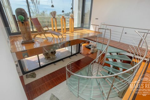 Купить виллу в Бланес, Испания с 7 спален, 505м², № 977 - фото 3