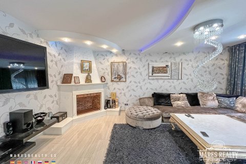 Купить виллу в Кондадо-дель-Харуко, Испания с 4 спальни, 415м², № 979 - фото 10