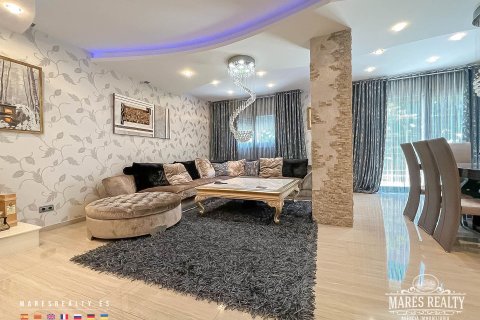 Купить виллу в Кондадо-дель-Харуко, Испания с 4 спальни, 415м², № 979 - фото 11