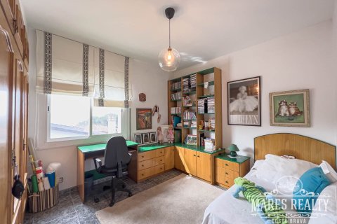 Купить виллу в Льорет-де-Мар, Испания с 4 спальни, 280м², № 978 - фото 2