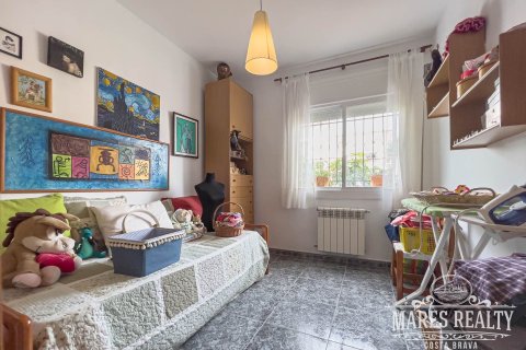 Купить виллу в Льорет-де-Мар, Испания с 4 спальни, 280м², № 978 - фото 15