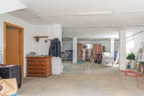 Купить виллу в Льорет-де-Мар, Испания с 8 спален, 464м², № 976 - фото 12