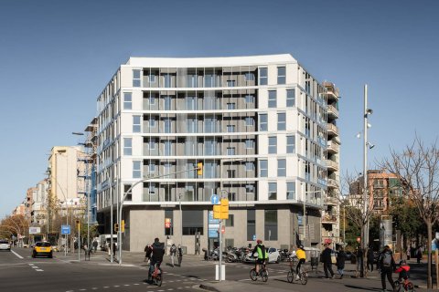 Clot-Arago в Барселоне № 258