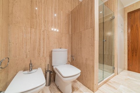 Купить дом в Аренис де Мунт, Испания с 6 комнат, 640м², № 7661 - фото 17