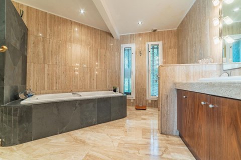 Купить дом в Аренис де Мунт, Испания с 6 комнат, 640м², № 7661 - фото 19