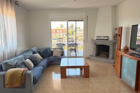 Купить дом в Ллика Д'амунт, Испания с 4 спальни, 302м², № 7656 - фото 4