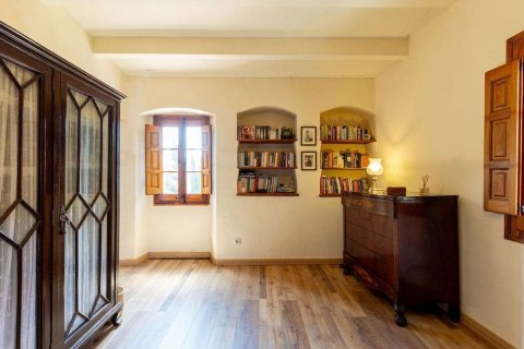 Купить дом в Барселона, Испания с 9 комнат, 649м², № 7660 - фото 30