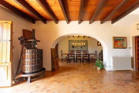 Купить дом в Барселона, Испания с 9 комнат, 649м², № 7660 - фото 16