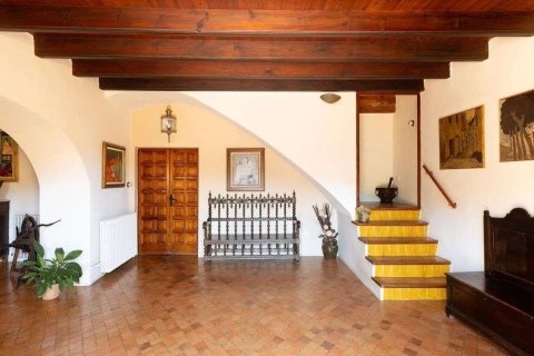 Купить дом в Барселона, Испания с 9 комнат, 649м², № 7660 - фото 15