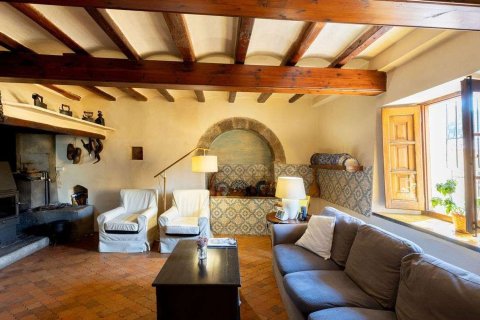 Купить дом в Барселона, Испания с 9 комнат, 649м², № 7660 - фото 21