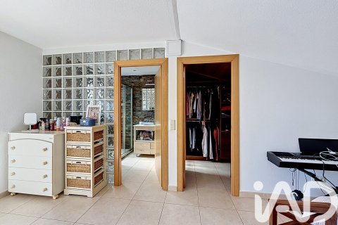 3 bedrooms duplex for sale in Montornes Del Valles, Barcelona, Catalonia, Spain № 7411 - photo 28
