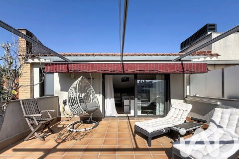 3 bedrooms duplex for sale in Montornes Del Valles, Barcelona, Catalonia, Spain № 7411 - photo 2