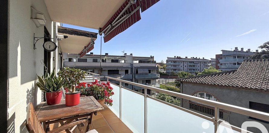 3 bedrooms duplex for sale in Montornes Del Valles, Barcelona, Catalonia, Spain № 7411