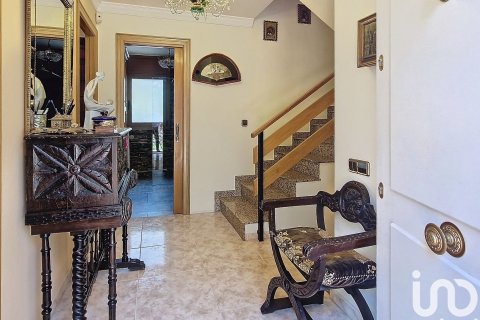 Купить дом в Сан-Фост-де-Кампсентеллес, Испания с 4 спальни, 345м², № 5031 - фото 12