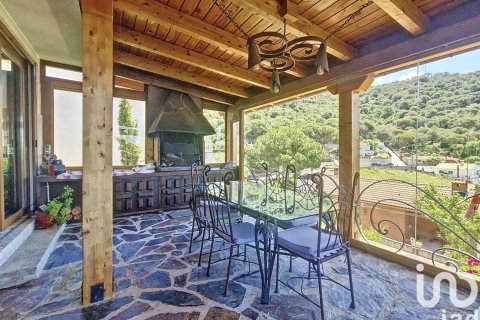 Купить дом в Сан-Фост-де-Кампсентеллес, Испания с 4 спальни, 345м², № 5031 - фото 3