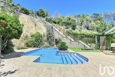 Купить дом в Сан-Фост-де-Кампсентеллес, Испания с 4 спальни, 345м², № 5031 - фото 21