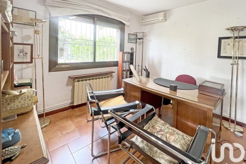 5 bedrooms house for sale in Sant Feliu de Codines, Barcelona, Catalonia, Spain № 5033 - photo 10