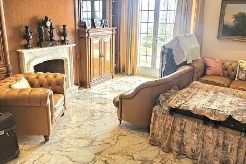 Купить дом в Л'Аметлья-де-Мар, Испания с 5 спален, 485м², № 5036 - фото 7