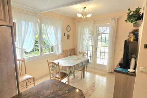 Купить дом в Л'Аметлья-де-Мар, Испания с 5 спален, 485м², № 5036 - фото 9