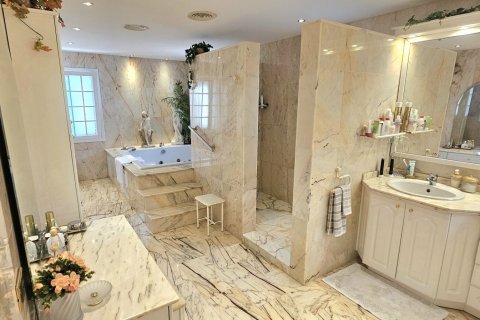 Купить дом в Л'Аметлья-де-Мар, Испания с 5 спален, 485м², № 5036 - фото 19