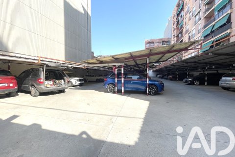 Купить земельный участок в Сабадель, Испания 1064м², № 4619 - фото 2