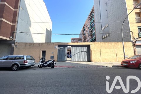 Купить земельный участок в Сабадель, Испания 1064м², № 4619 - фото 17