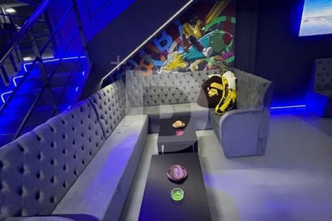 425 sq.m. commercial property for sale in Les Corts (L'escala), Girona, Catalonia, Spain № 5162 - photo 3