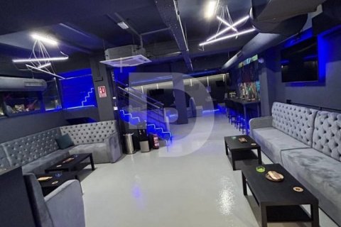 425 sq.m. commercial property for sale in Les Corts (L'escala), Girona, Catalonia, Spain № 5162 - photo 5