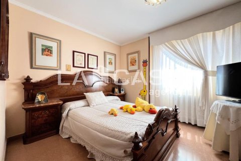 Купить квартиру в Бадалона, Испания с 3 спальни, 126м², № 2176 - фото 9