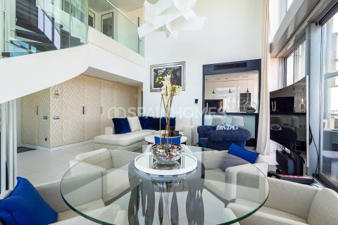 Купить квартиру в Барселона, Испания с 3 комнаты, 142м², № 1058 - фото 9