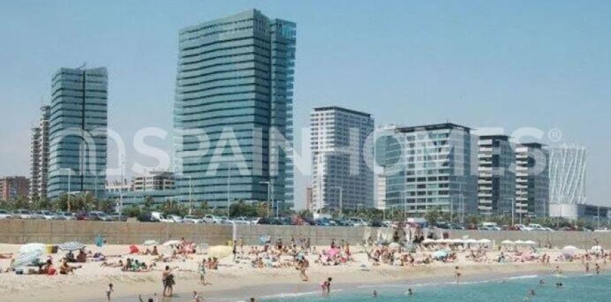 Квартира с 2 спальнями в Барселоне, Каталония, Испания № 1058