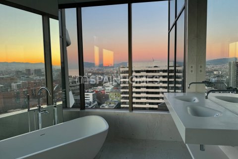 Купить квартиру в Барселона, Испания с 3 комнаты, 108м², № 1056 - фото 15