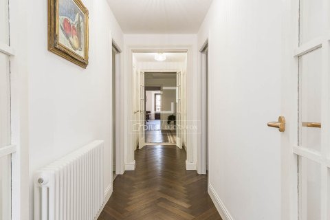 4 chambres apartment à vendre à Barcelona, Catalonia, Spain № 4044 - photo 26