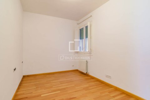 Apartamento de 3 dormitorios en venta en Barcelona, Cataluña, Spain № 6560 - foto 16