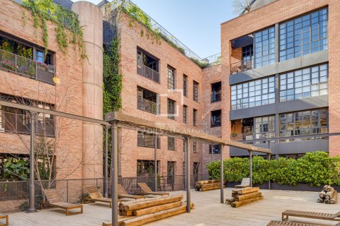 Купить квартиру в Барселона, Испания с 1 спальня, 65м², № 6562 - фото 14