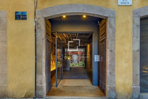 Купить квартиру в Барселона, Испания с 1 спальня, 65м², № 6562 - фото 4