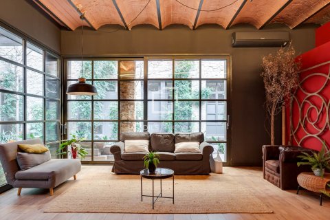 Купить квартиру в Барселона, Испания с 1 спальня, 65м², № 6562 - фото 2