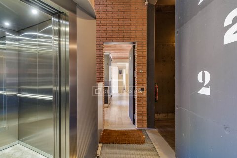 Купить квартиру в Барселона, Испания с 1 спальня, 65м², № 6562 - фото 15