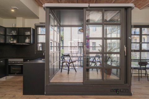 Купить квартиру в Барселона, Испания с 1 спальня, 65м², № 6562 - фото 28